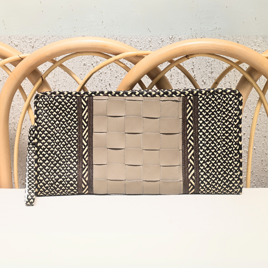 211 Cartera Tejida